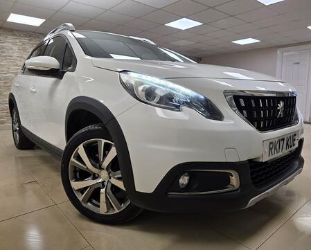 PEUGEOT 2008 1.2 PureTech Allure