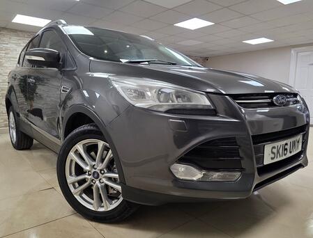 FORD KUGA 2.0 TDCi Titanium X